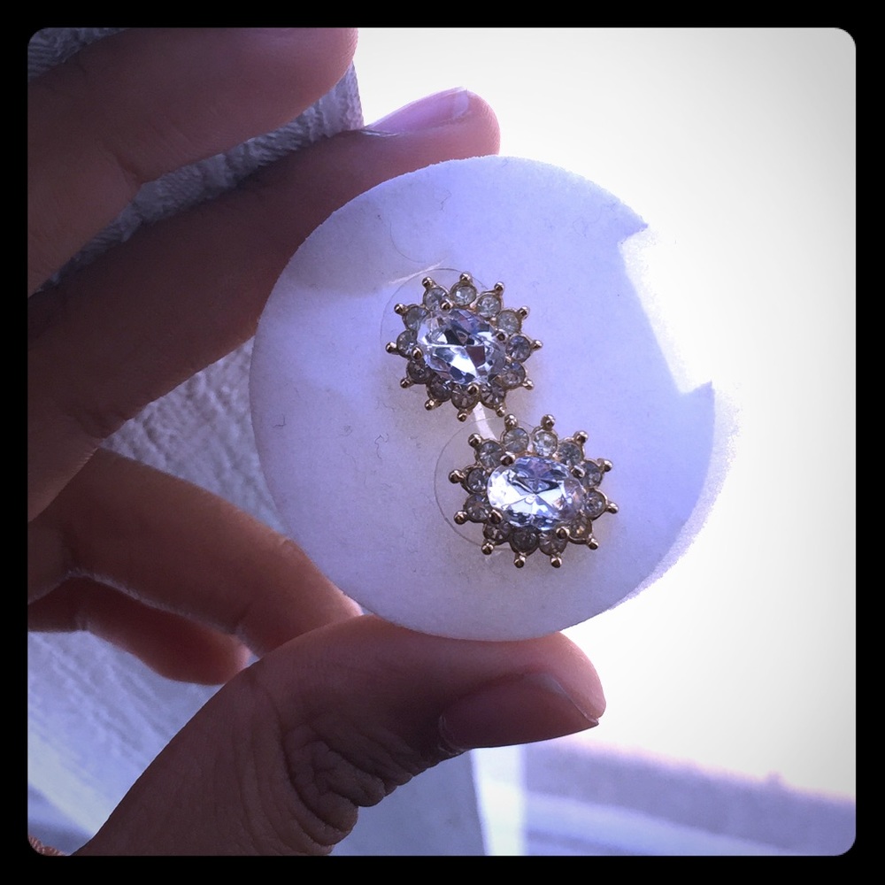 Vintage earrings Roman gold